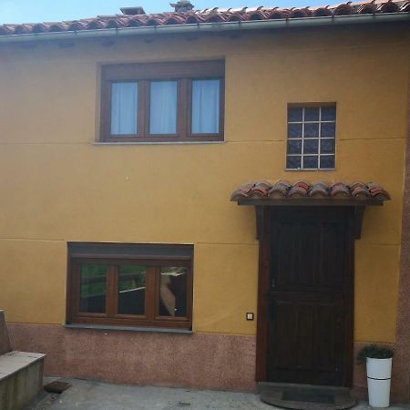 منزل الضيف سالاس  في Casa Nueva المظهر الخارجي الصورة
