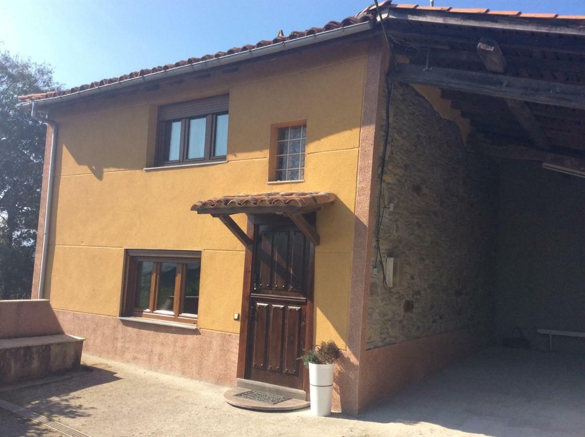 منزل الضيف سالاس  في Casa Nueva المظهر الخارجي الصورة