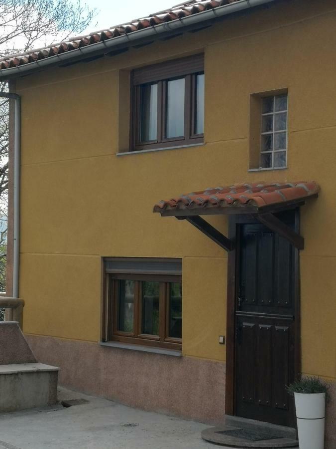 منزل الضيف سالاس  في Casa Nueva المظهر الخارجي الصورة